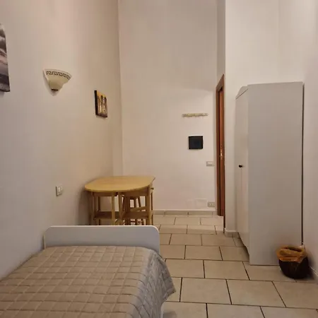 Dimora Dodici Guest house 3*