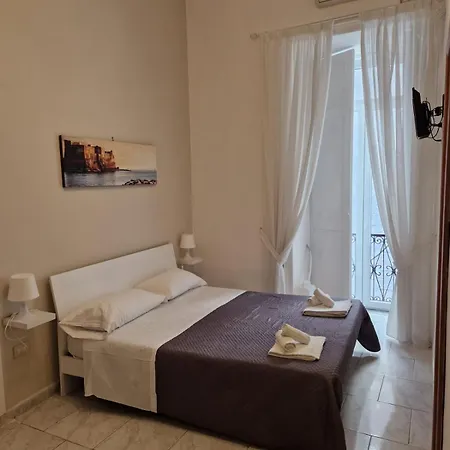 Dimora Dodici 3* Naples